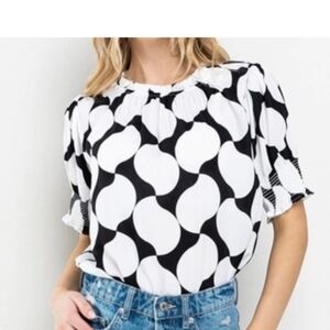 Black and White Patterned Women's Top By CES FEMME with Smocked Sleeve Size Med